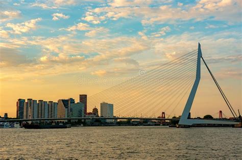 Rotterdam-Stadtstadtbildskyline Mit, Oude-Hafen, Die ...