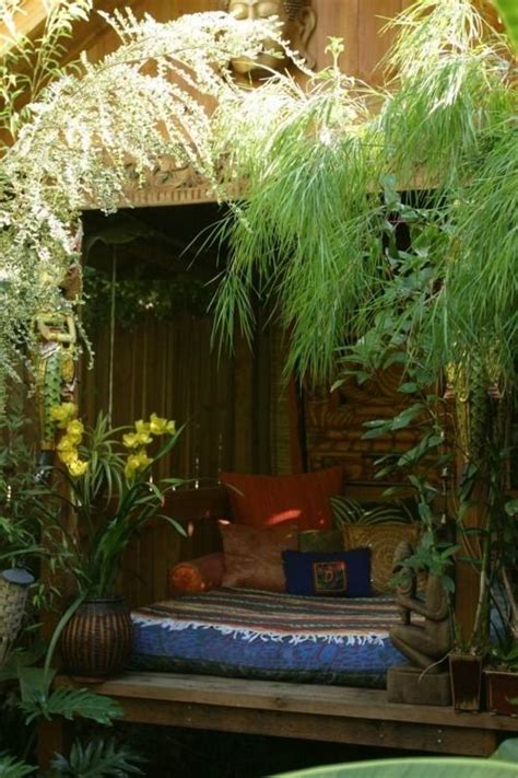 19 Outdoor Spaces With Bohemian Flair Go Hippie Chic