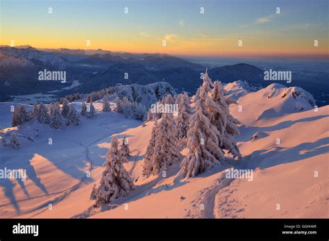 Northern Winter Scenery Hi Res Stock Photography And Images Alamy