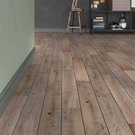 Wood plank tiles make the perfect alternative for wood floors. Vintage oak Natural Matt Wood effect Porcelain Floor tile ...