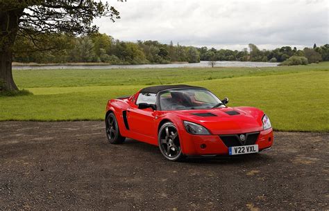 Remembering The Underdogs The 2000 Vauxhall Vx220 Car Magazine