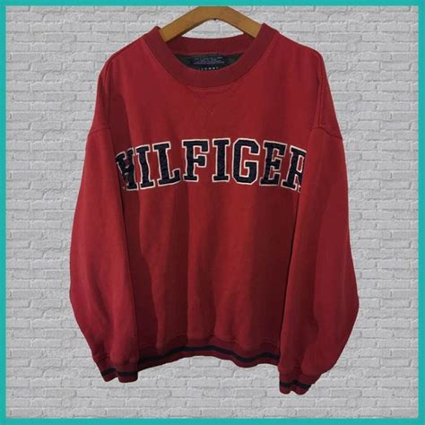 Vintage Tommy Hilfiger Crewneck Sweatshirt Red Vintage Crewneck