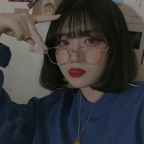 Trashysoda In 2020 Korean Short Hair Short Hair Glasses Cute