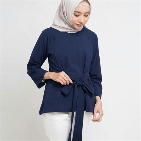 Model baju gamis terbaru seperti gamis batik, gamis modern, gamis. Baju Gamis Warna Biru Dongker Cocok Dengan Jilbab Warna ...