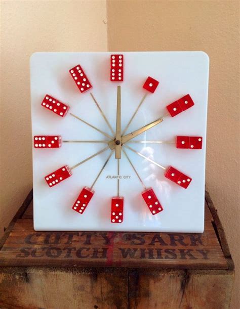 Vintage Red N White Dice Clock Atlantic City Las Vegas Home Decor