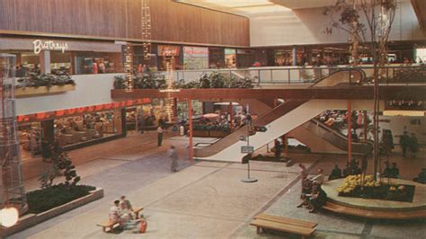 Craving for a little bit of street food? When Malls Saved the Suburbs From Despair - The Atlantic