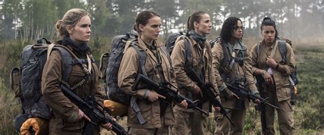 Annihilation Movie Review And Film Summary 2018 Roger Ebert