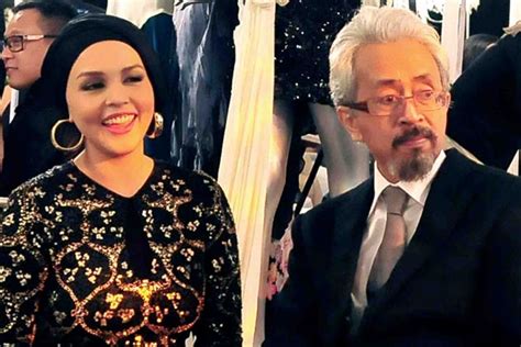 Ulasan | di mana silapnya komen ku li pada pas? Raja Bahrin, Noryn hadir di mahkamah syariah