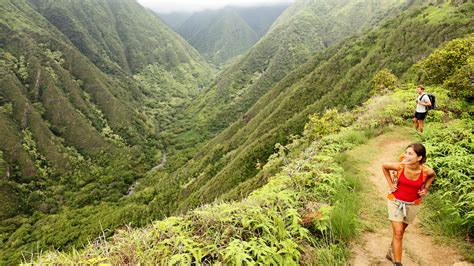 These Top Hikes In Maui Visit Waterfalls And Volcanoes Lonely Planet