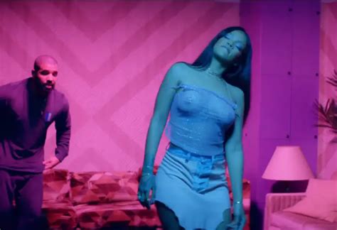 Rihanna Twerks On Drake In Work Music Video Justrandomthings