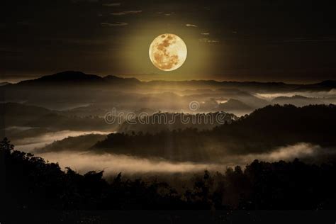 Full Moon Over Mountain Stock Image Image Of Bright 192995397