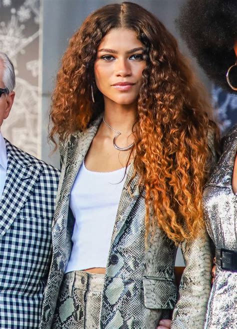 Neverfarbehind Zendaya Coleman 2019 Suits Dailywomen Curly Hair