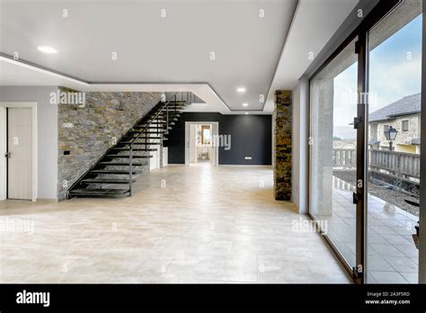 Interior modern empty house. Beautiful living room without furniture