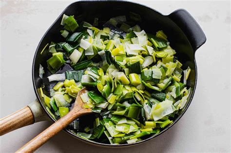 Microwave Leeks How To Cook Leeks Everything You Need To Know — The Mom 100 Allison Schight