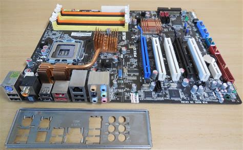 Asus P5kc Rev 103g Mainboard Blende Sockel 775 Intel P35 Ddr2 Ddr3