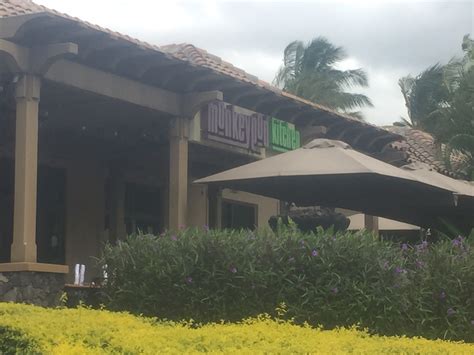 Cheap(er) Eats on Maui in Hawaii- Wailea Restaurants That Won't Break