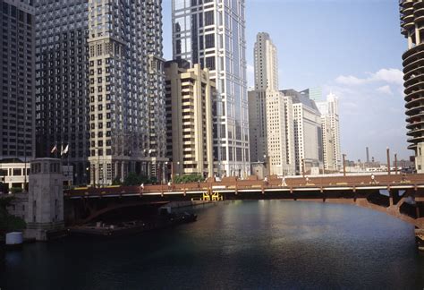 High Rise Buildings Along The Chicago River Architect Cf Flickr