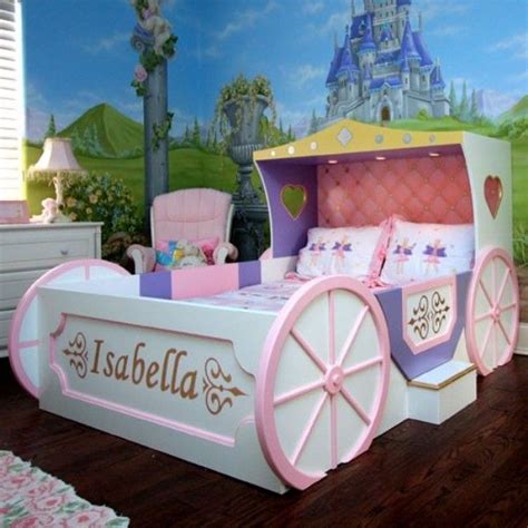 13 Cool Carriage Beds For Little Girls Kidsomania Carriage Bed