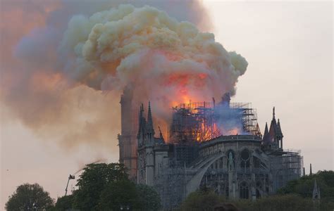 Comment Notre Dame A Pris Feu - Libre journal du droit et des libertés du 7 mai 2019 : "L'incendie de