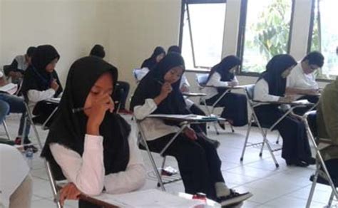 Ujian Sbmptn Di Uin Riau Lancar