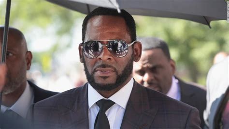 R Kelly Paid Thousands Of Dollars To Recover Missing Sex Tapes And