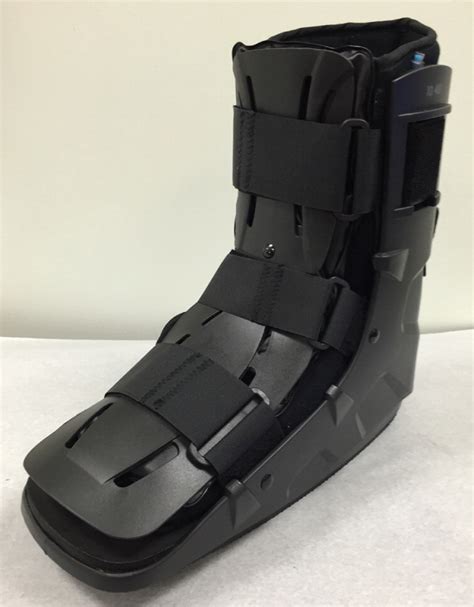 Diagnosis And Management Of Common Foot Fractures Aafp