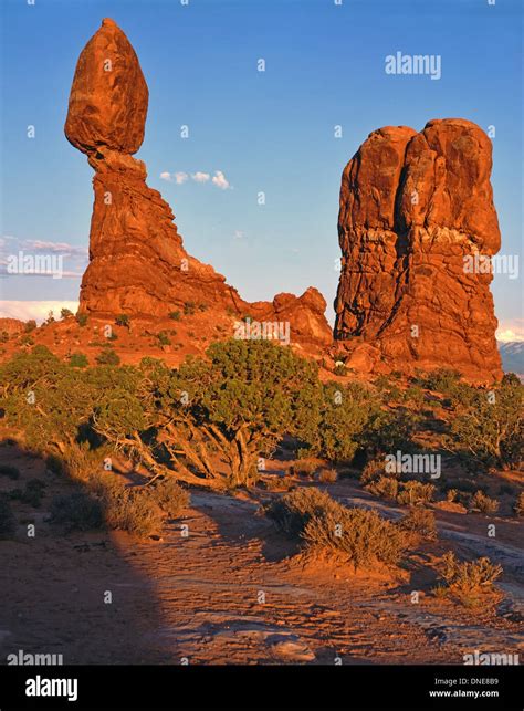 Balanced Rock Utah Stock Photo Alamy