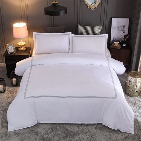 Hotel Bedding Set Queenking Size White Color Embroidered Duvet Cover