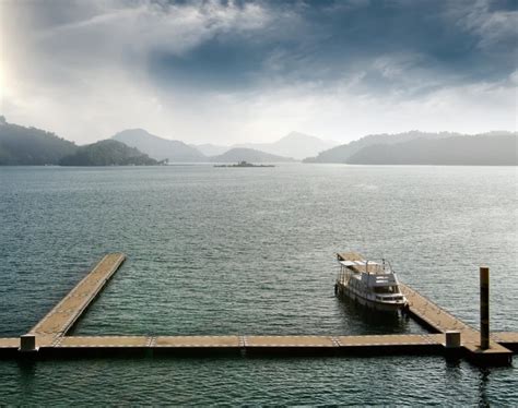 Exceptional engineering redefines the sectional dock. Reasons to Say No to DIY Docks - EZ Dock Texas