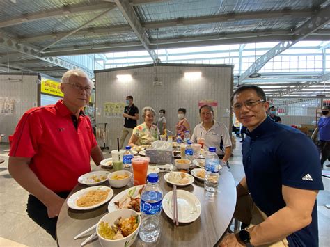 List of goh chok tong 's family members? Goh Chok Tong and Ho Ching's feast at hawker centre didn't ...