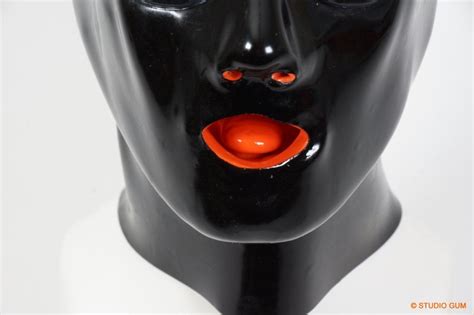 New Heavy Rubber Masks by Studio Gum Studio Gum目にレンズが付けられた新タイプのラバー