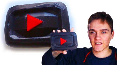 How I Made A Custom Youtube Play Button Epic Youtube
