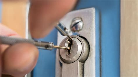 Learn How To Pick Locks With This Transparent Tutorial Mental Floss