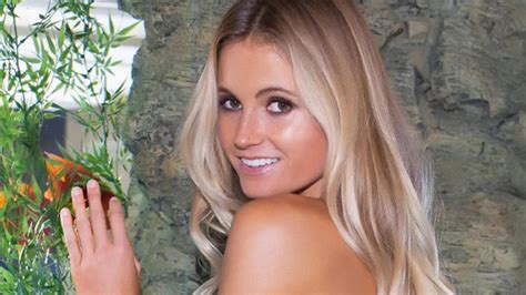 Alana Blanchard Is Glowing In These 4 Photos From Las Vegas