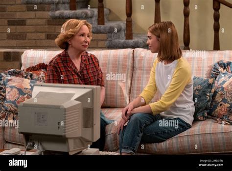 L To R Debra Jo Rupp As Kitty Forman Callie Haverda As Leia Forman In Episode 105 Of That