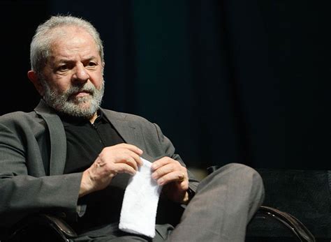 Preso Há 1 Ano Lula Tem Rotina Com Tv Advogados E Vídeos De Reuniões