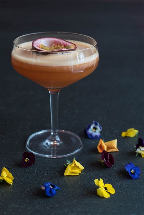 Create The Perfect Passionfruit Martini With This Step By Step Guide