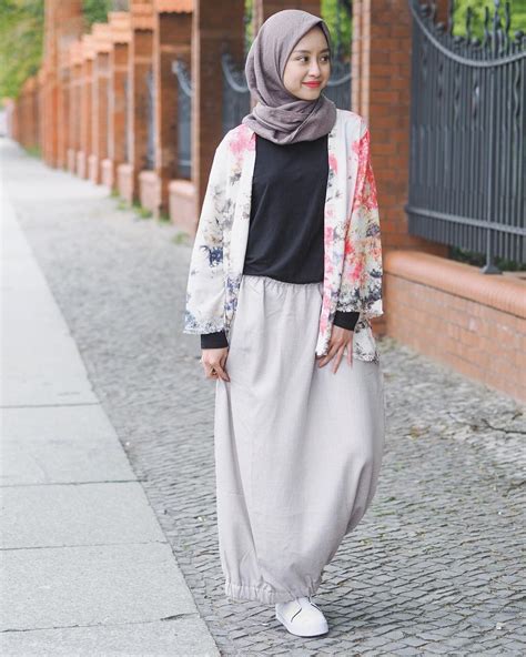 Gambar Style Hijab Casual Dengan Rok Terbaru Styleala
