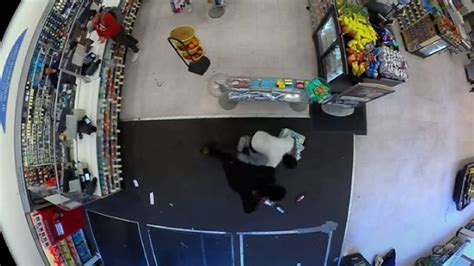 San Francisco Da Releases Video Of Walgreens Security Guard Shooting Alleged Shoplifter Banko