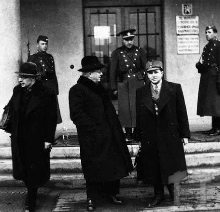 «дотепер ми боролися за автономію закарпаття, але тепер. Новини України: Світлини до річниці проголошення ...
