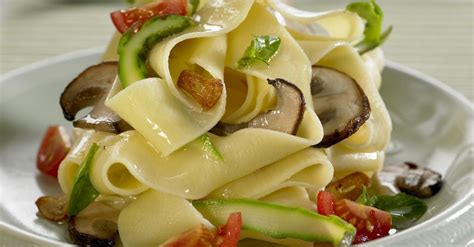 Gourmet Funghi Pasta recipe | Eat Smarter USA