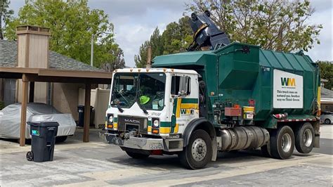 Waste Managementgi Industries 2001 Mack Mr Garbage Truck Youtube