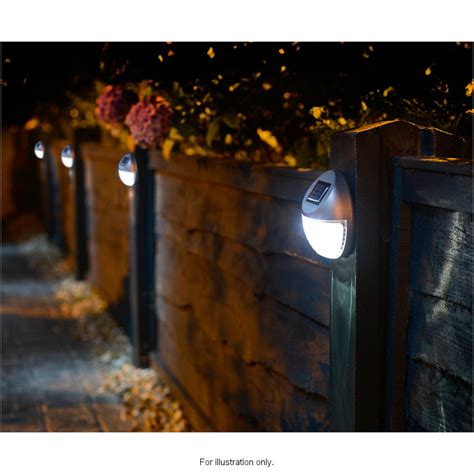 They give off a warm white light at a wide angle and are good for around 100,000 hours of use. Solar Powered Fence Light | Garden & Outdoor Solar Lights ...