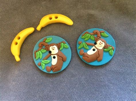 Monkey Buttons Rubber Monkey Buttons W Bananas 1