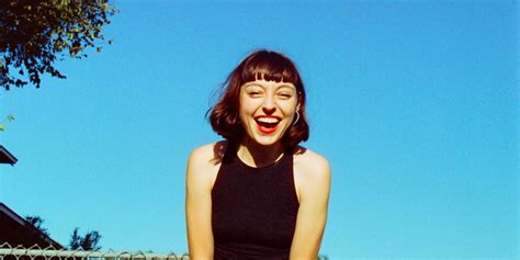Stella Donnelly Unit