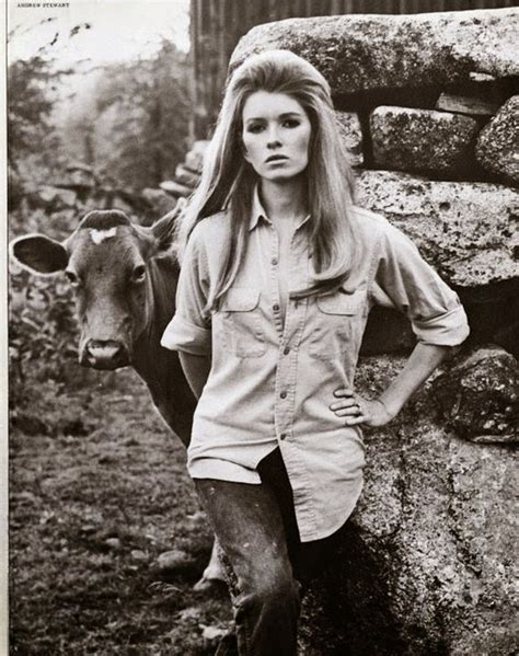 Arrowhead Vintage Martha Stewarts Modeling Days