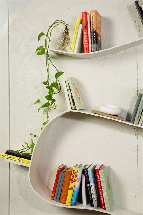 How To Diy The Kartell Bookworm Shelf — The Sorry Girls