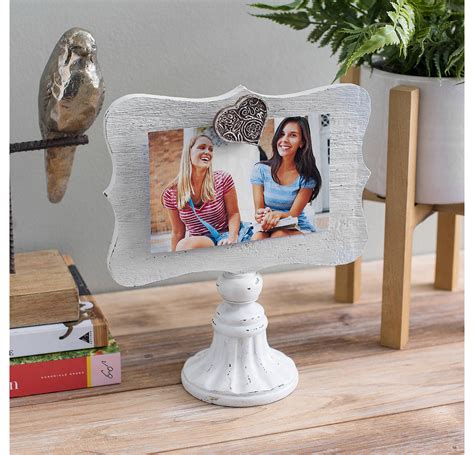 White Pedestal Photo Frame With Heart Clip 4x6 Kirklands Ikea