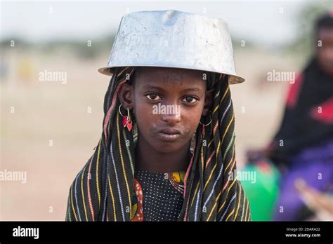 Niger Nomad Fulani Girl Hi Res Stock Photography And Images Alamy