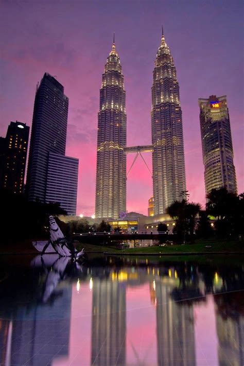 Petronas Tower Kuala Lumpur Malaysia Places Around The World